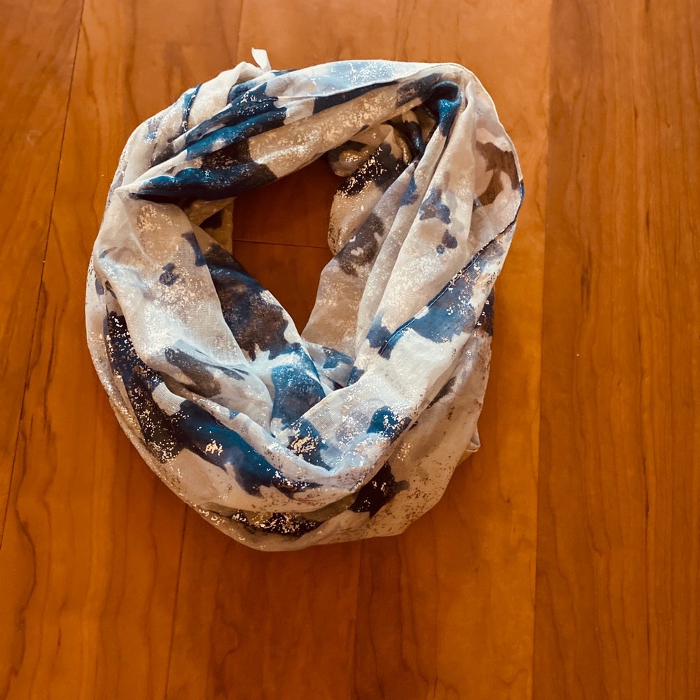 Infinity scarf bundle - Picture 5 of 5